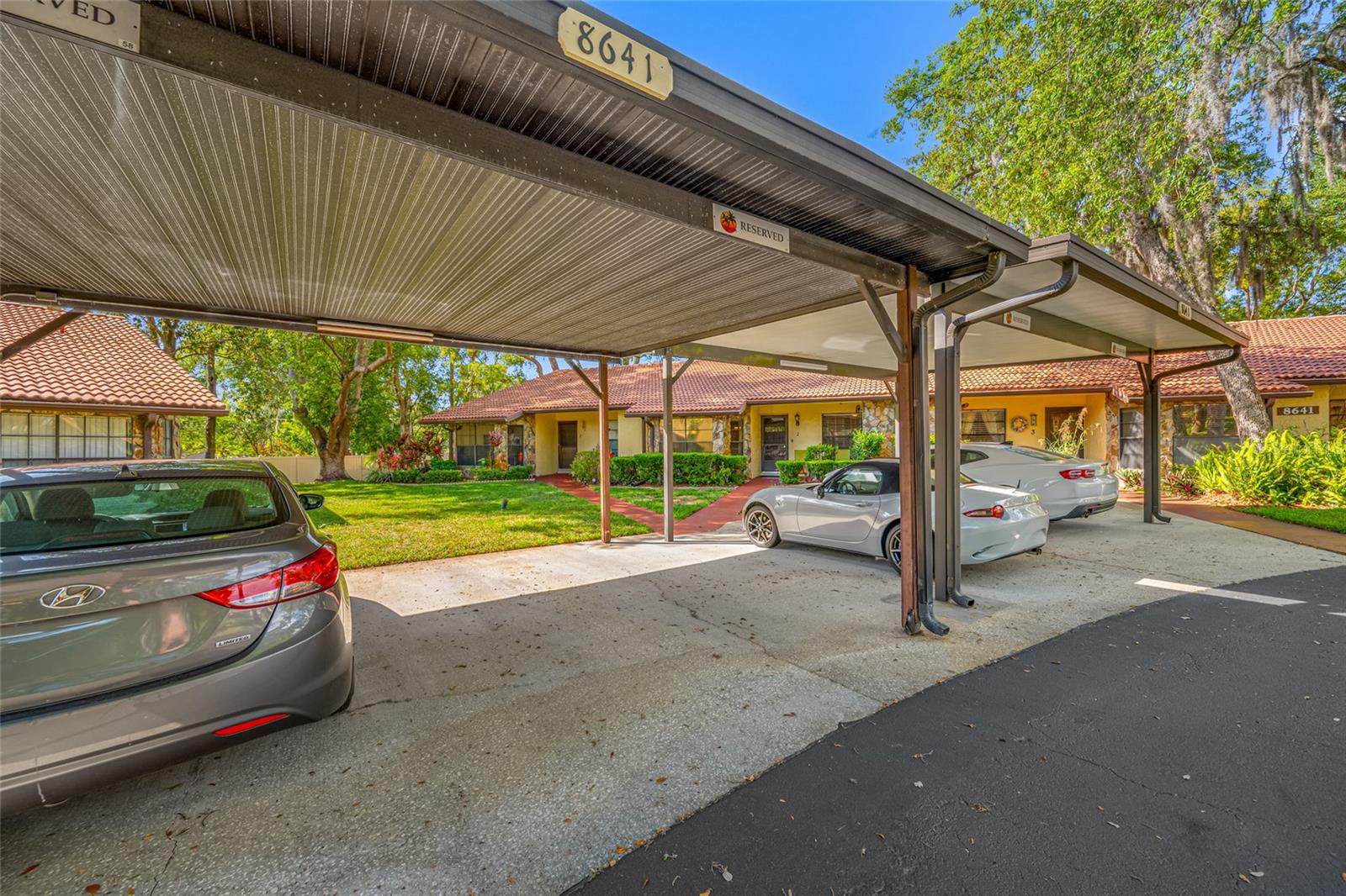 FOREST LAKE VILLAS - Residential