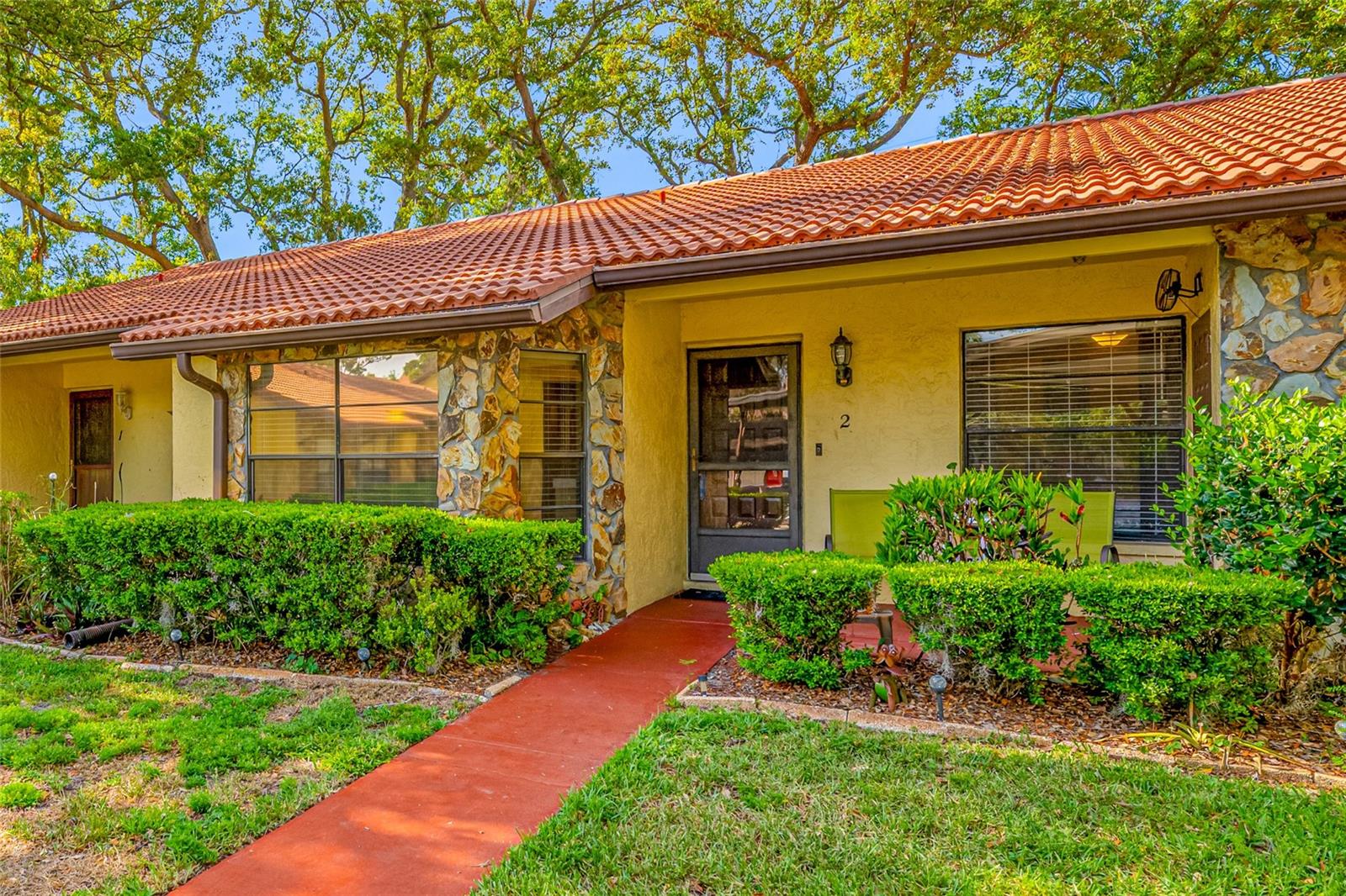 FOREST LAKE VILLAS - Residential