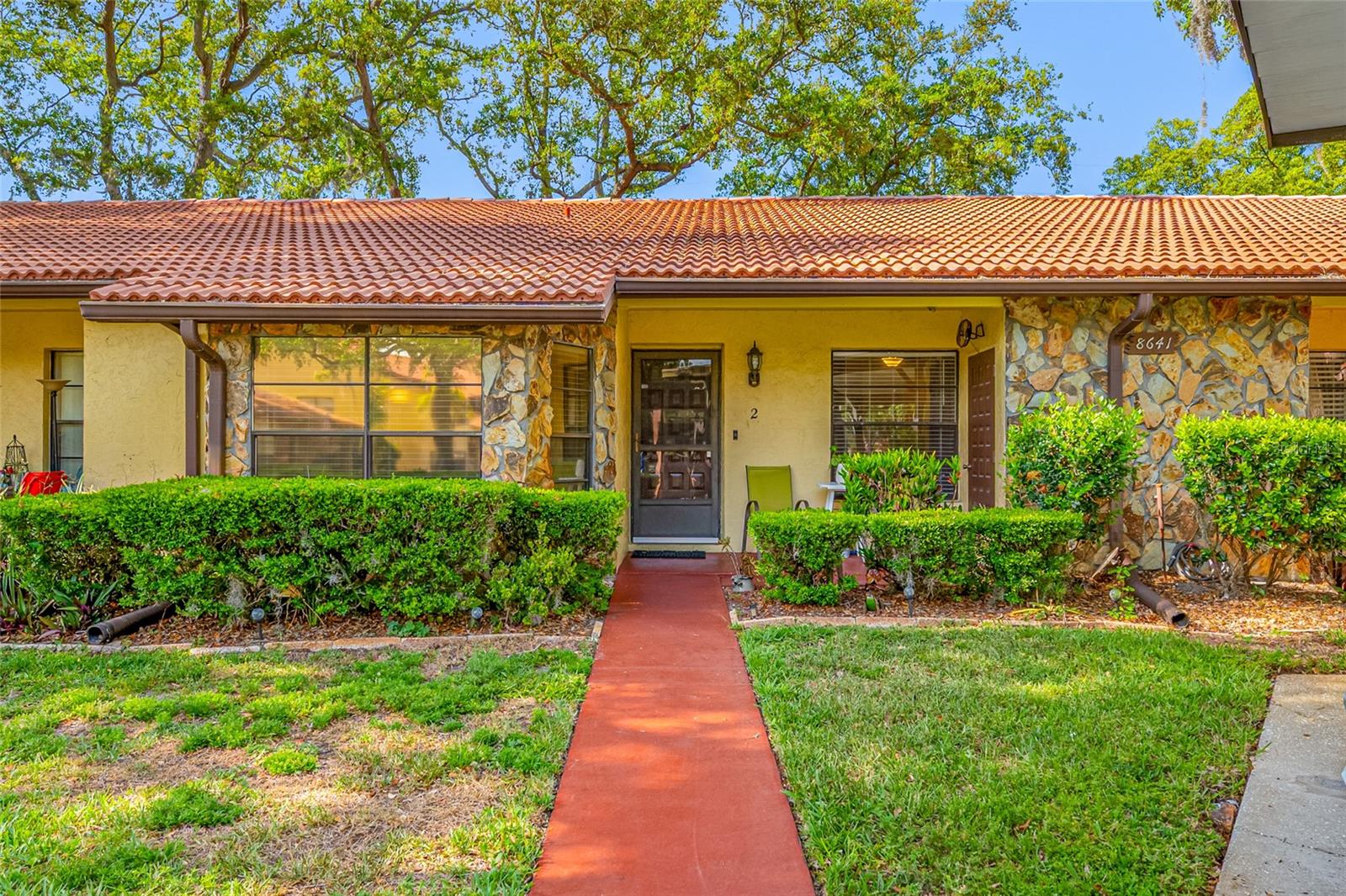 FOREST LAKE VILLAS - Residential