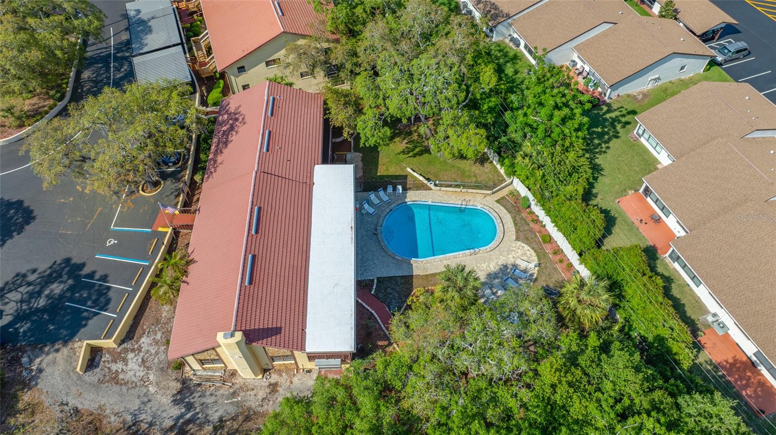 FOREST LAKE VILLAS - Residential