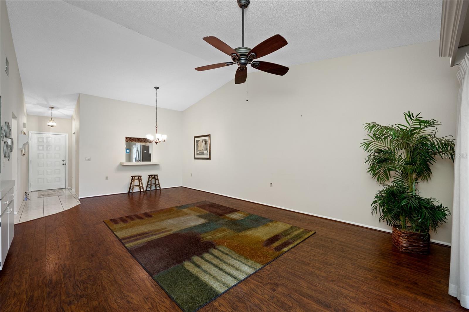 FOREST LAKE VILLAS - Residential