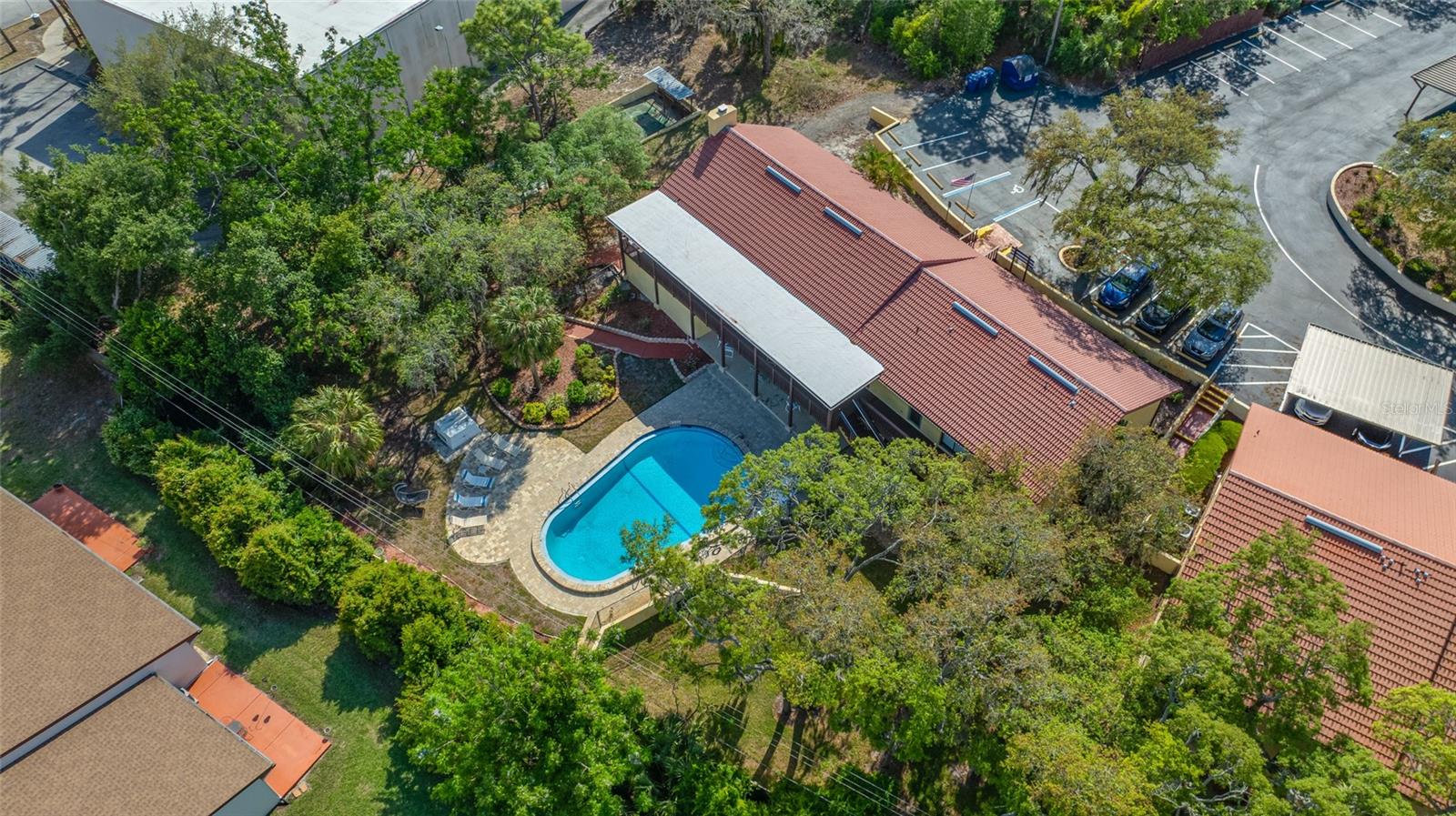 FOREST LAKE VILLAS - Residential