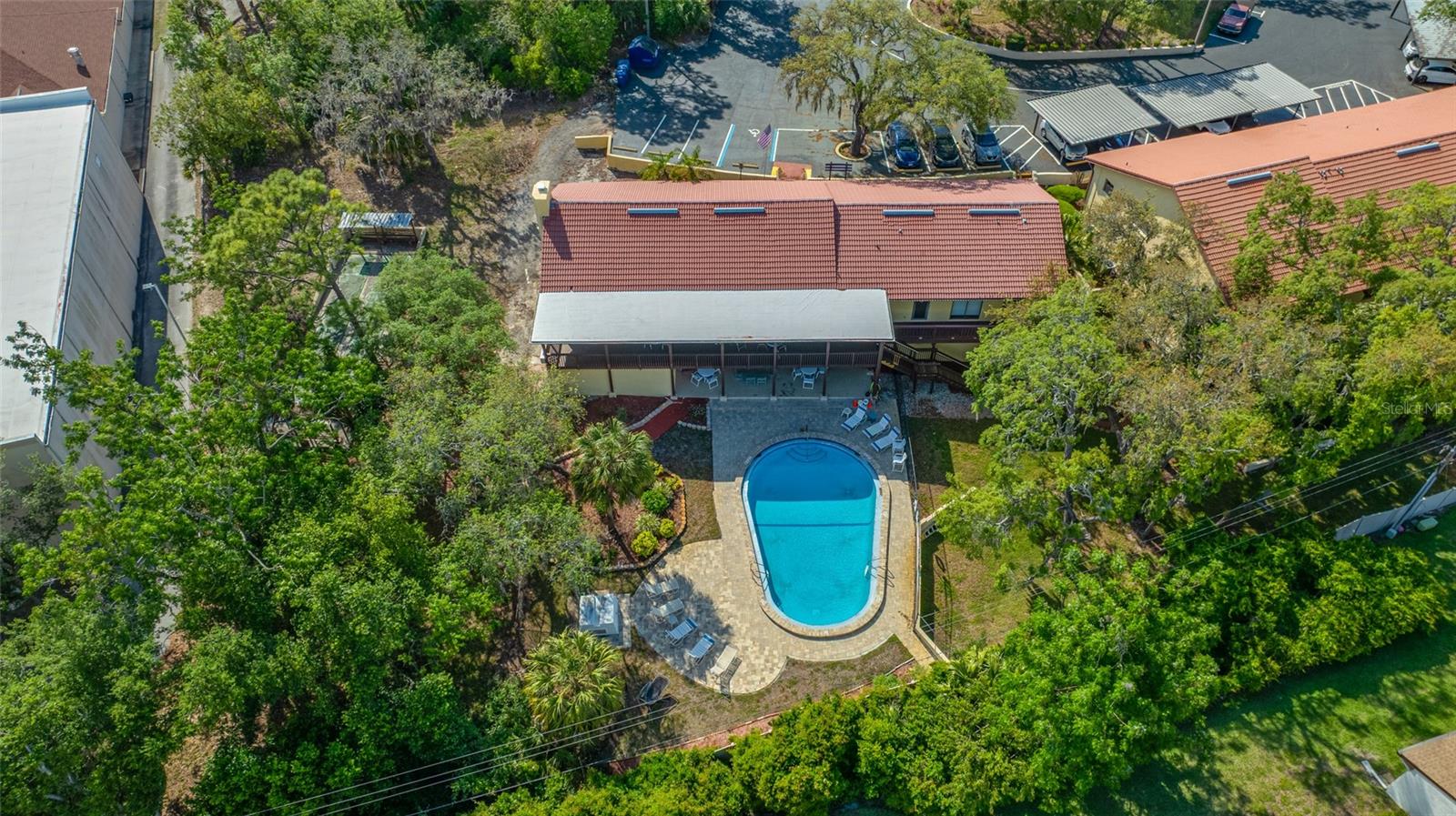 FOREST LAKE VILLAS - Residential