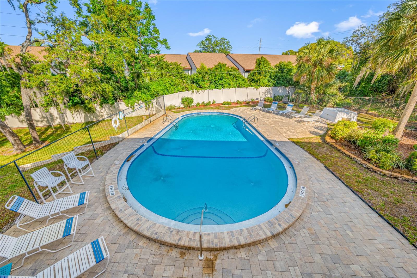 FOREST LAKE VILLAS - Residential