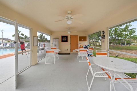 Townhouse in PUNTA GORDA FL 1216 RIO DE JANEIRO AVENUE 26.jpg