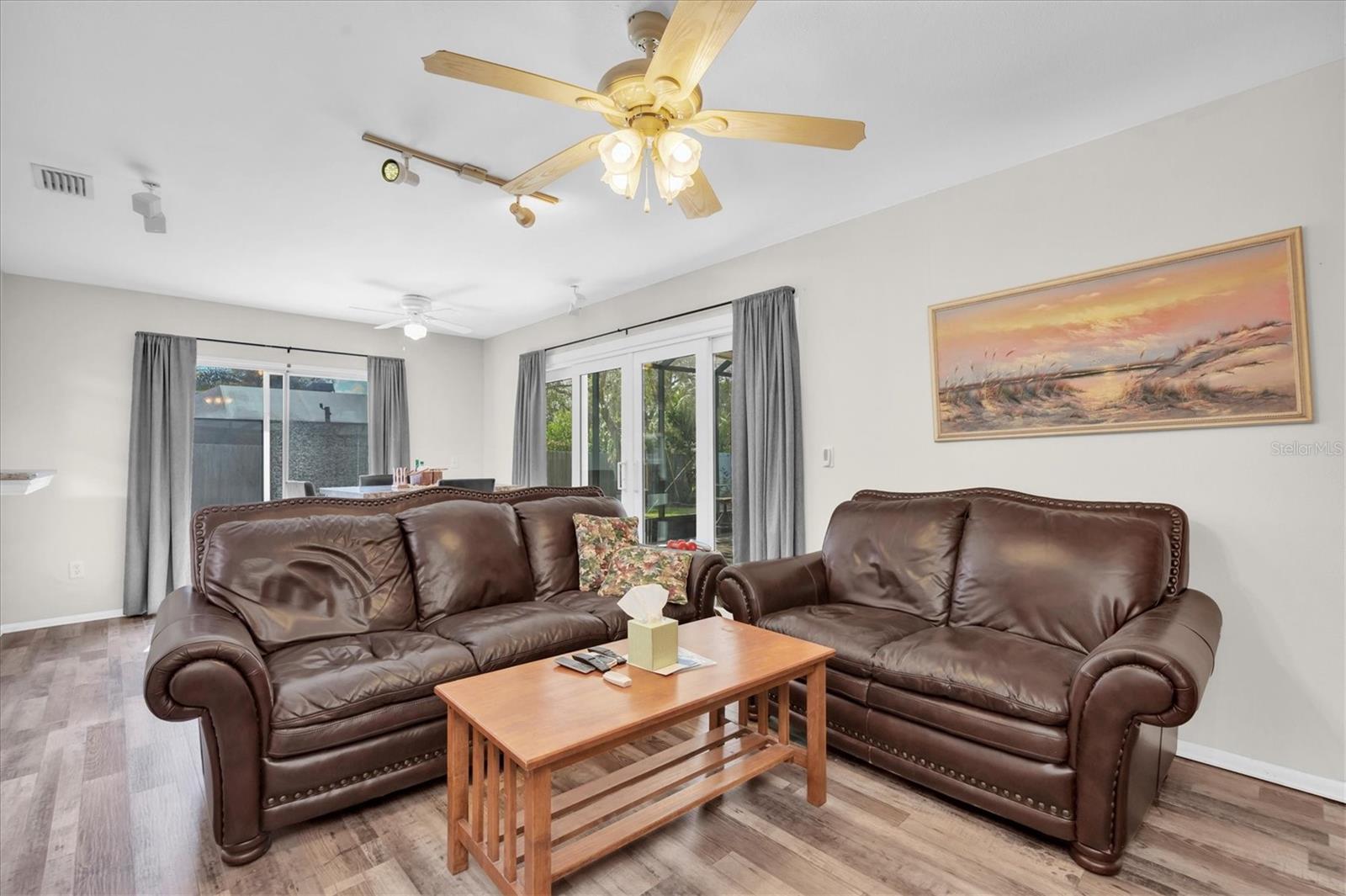 BELLEAIR HEIGHTS - Residential