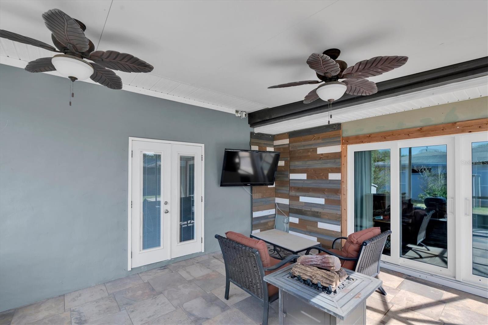 BELLEAIR HEIGHTS - Residential