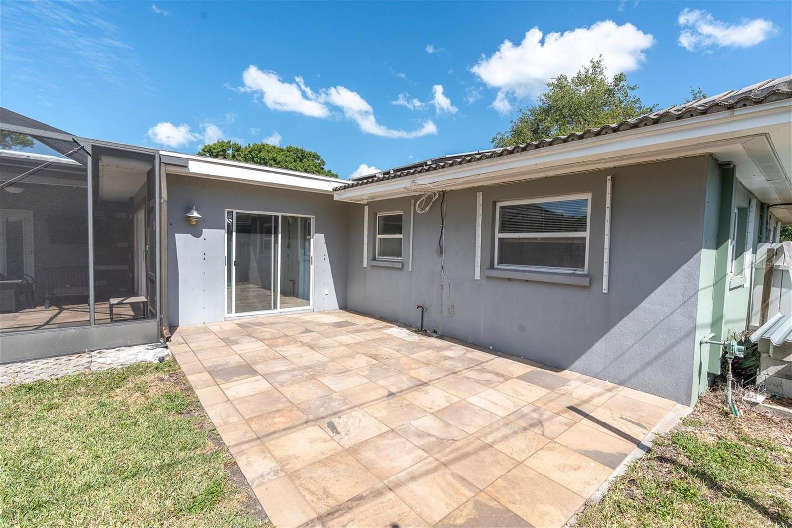 BELLEAIR HEIGHTS - Residential