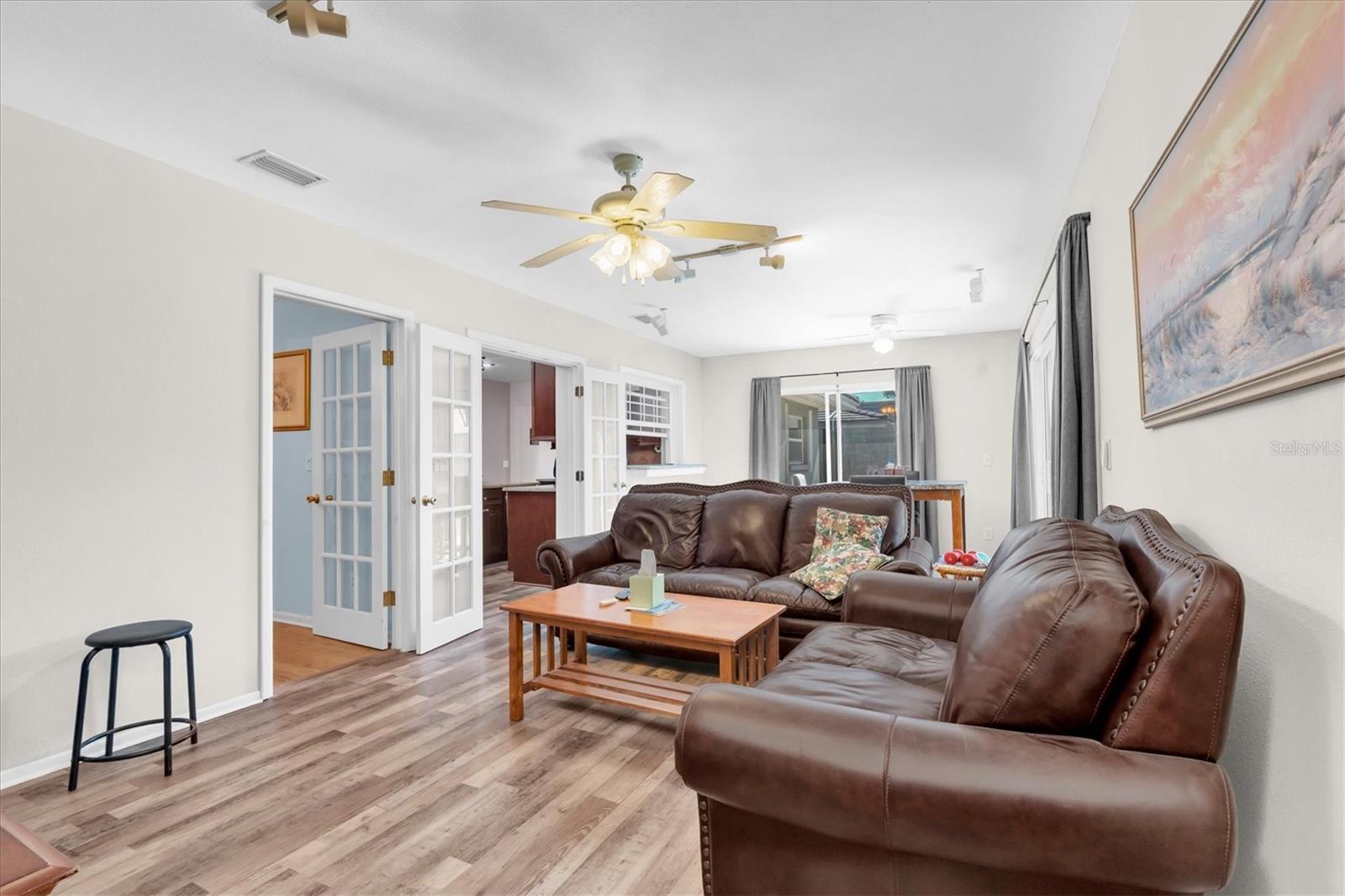 BELLEAIR HEIGHTS - Residential