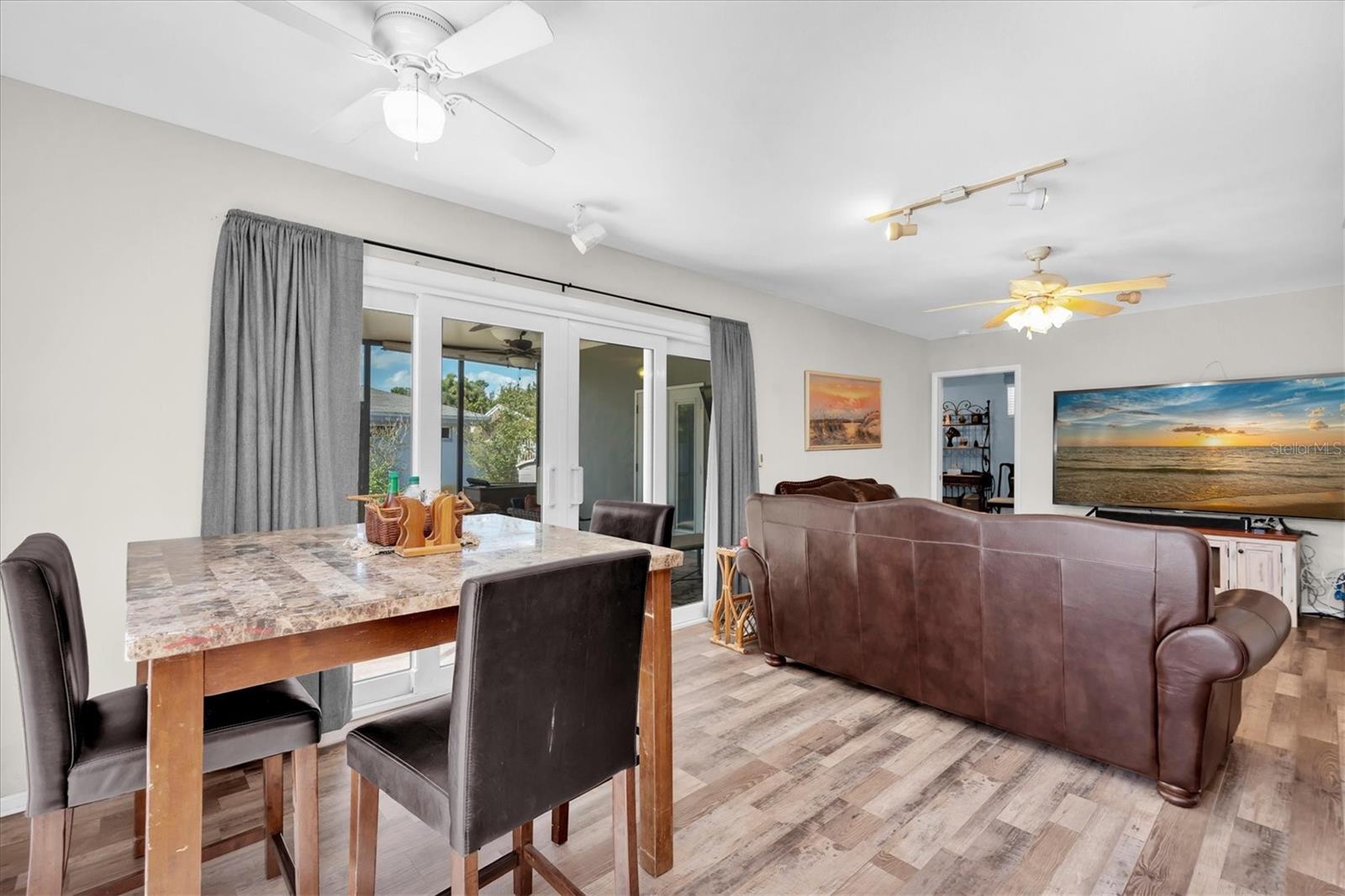 BELLEAIR HEIGHTS - Residential