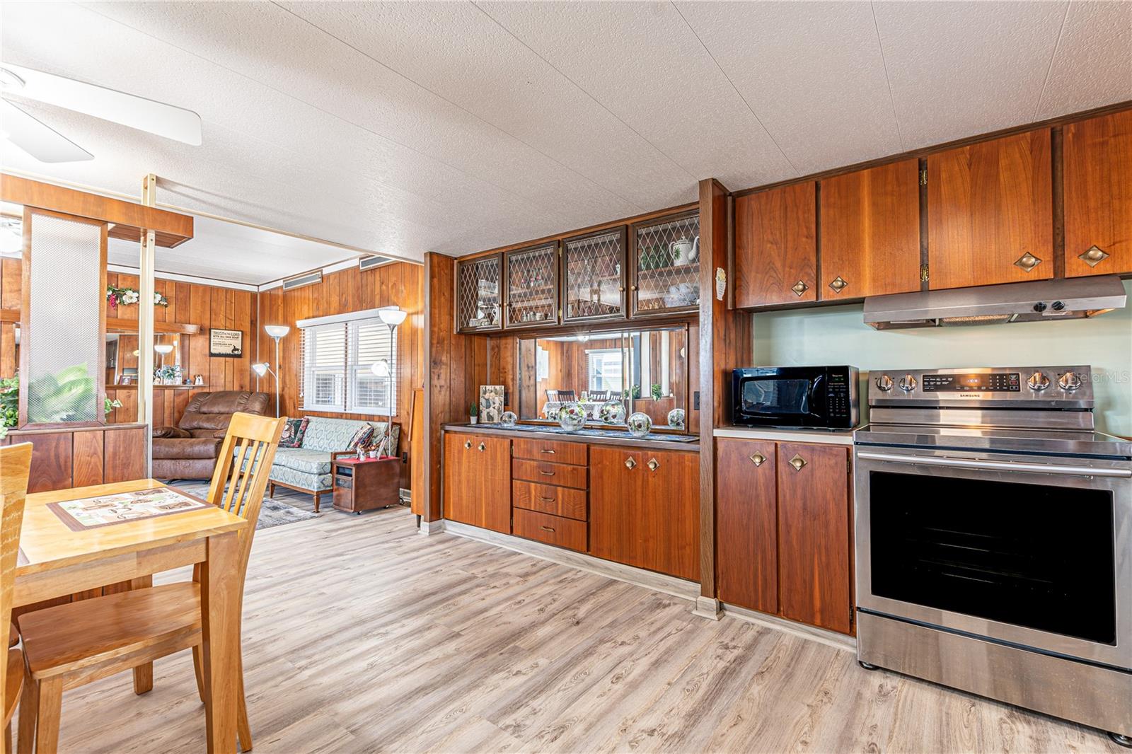 LAKE BETMAR ESTATES - Residential