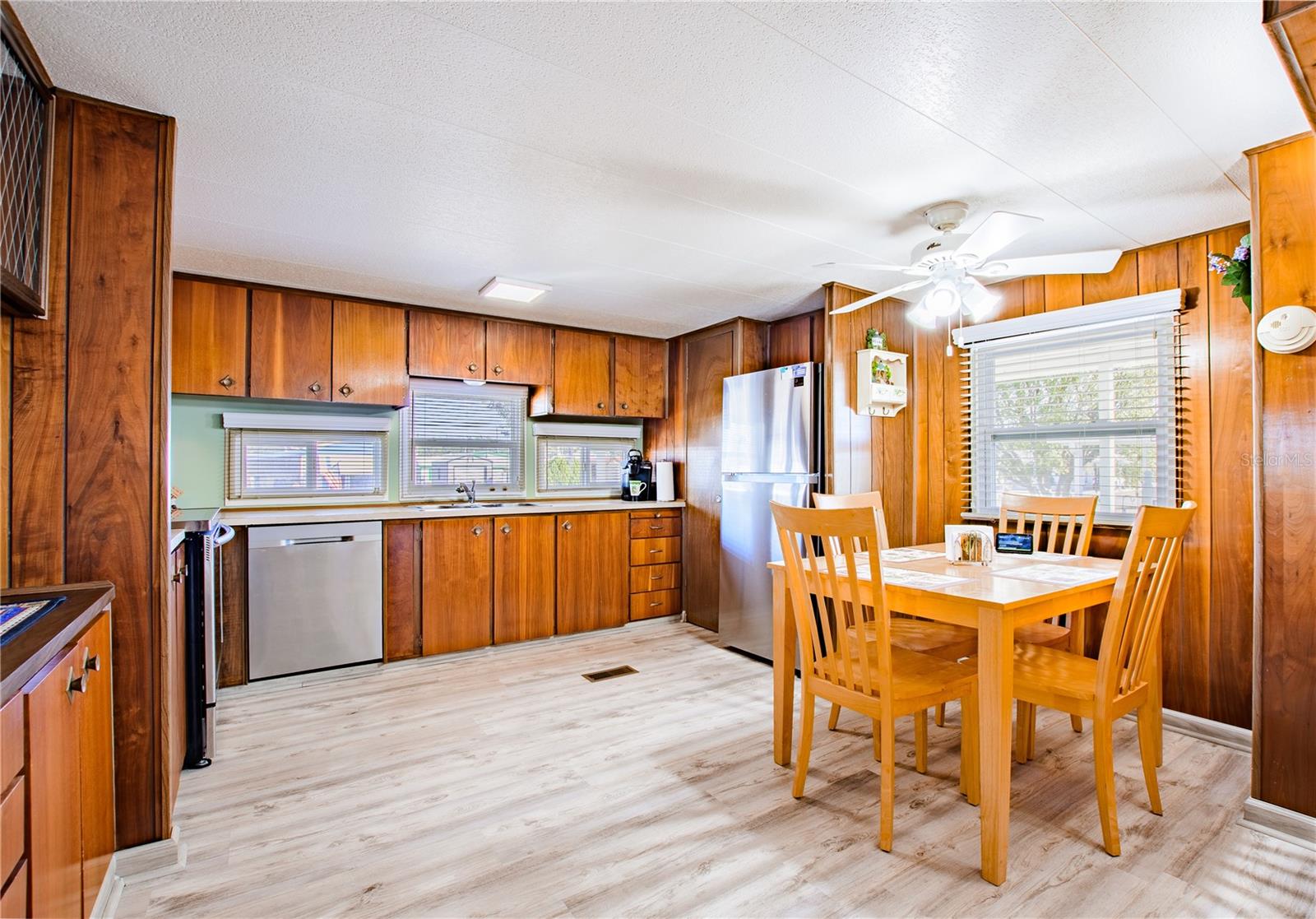 LAKE BETMAR ESTATES - Residential