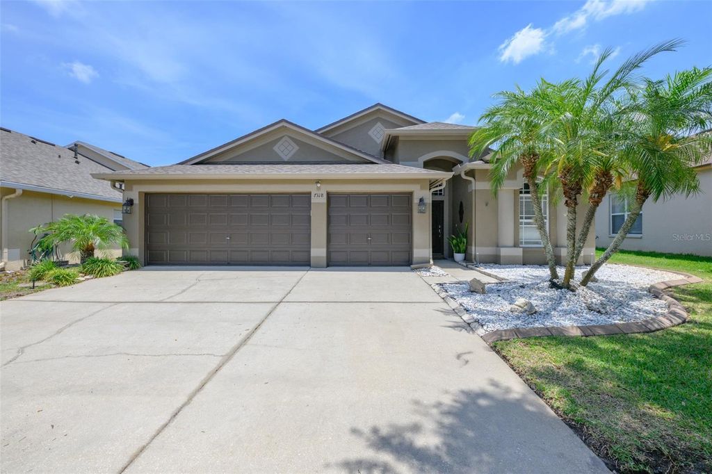Photo of 7318 Guilford Pine Lane, Apollo Beach, FL 33572 (MLS # TB8501744)