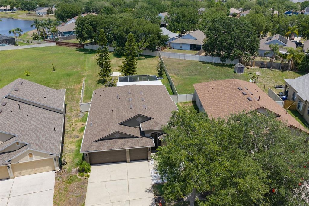 Photo of 7318 Guilford Pine Lane, Apollo Beach, FL 33572 (MLS # TB8501744)