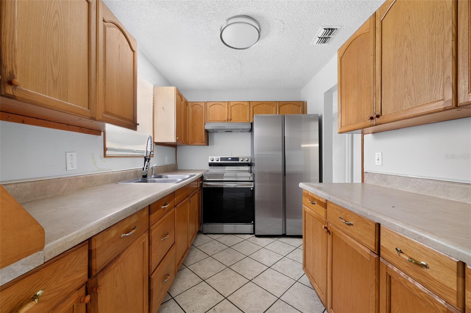 6728 PETER RABBIT DRIVE N