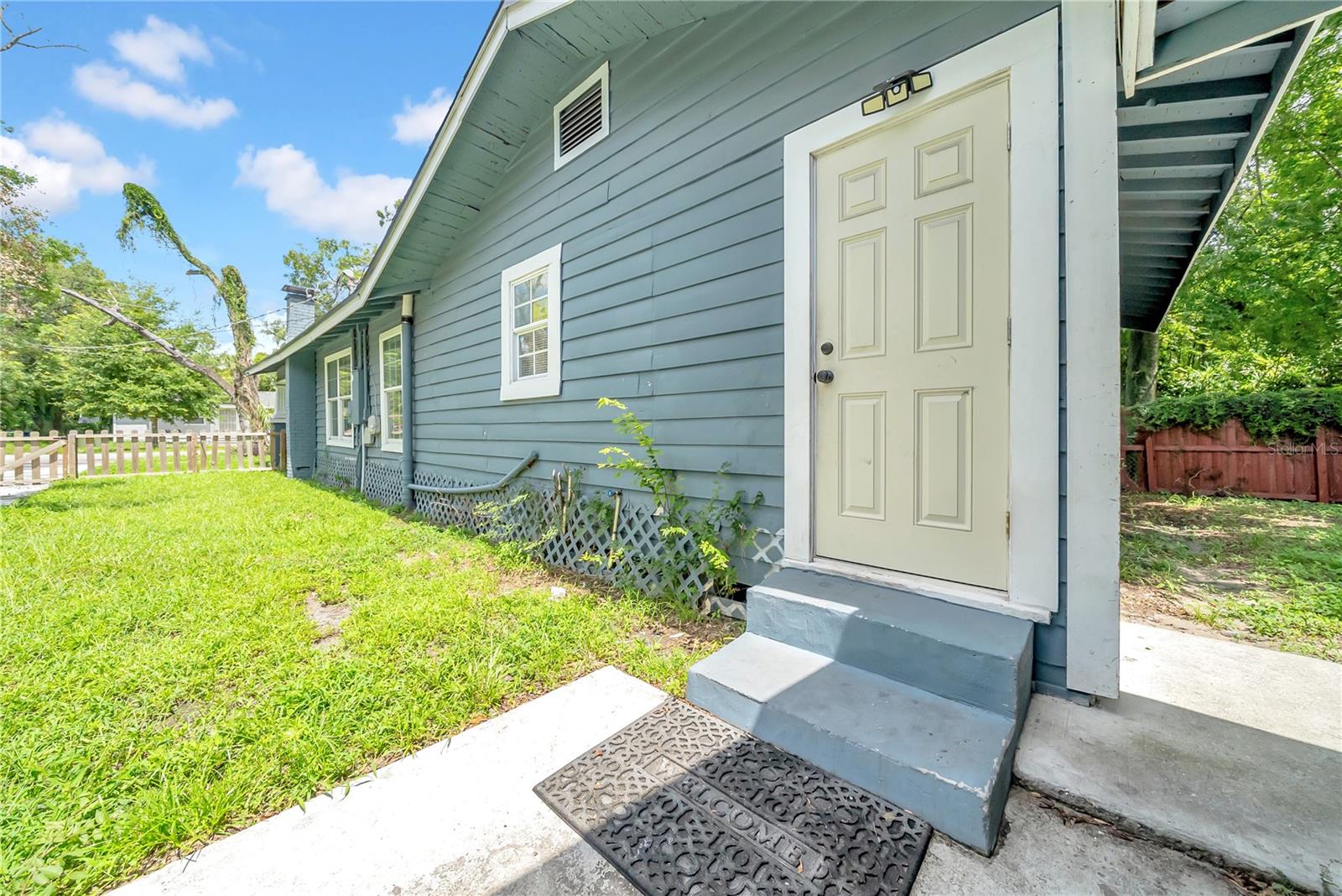 9503 N 10TH STREET