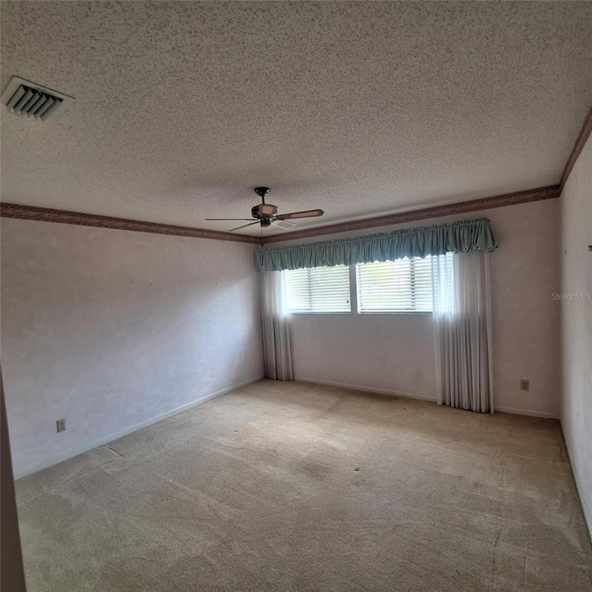 LAKE OF THE WOODS SEC 12 TWNHS - Residential