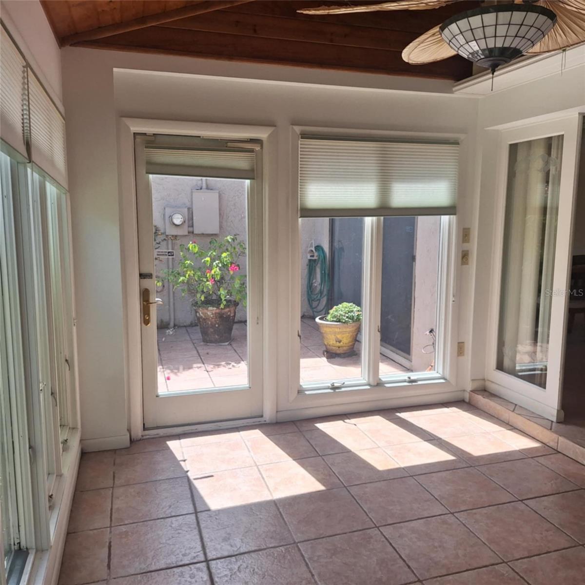 LAKE OF THE WOODS SEC 12 TWNHS - Residential