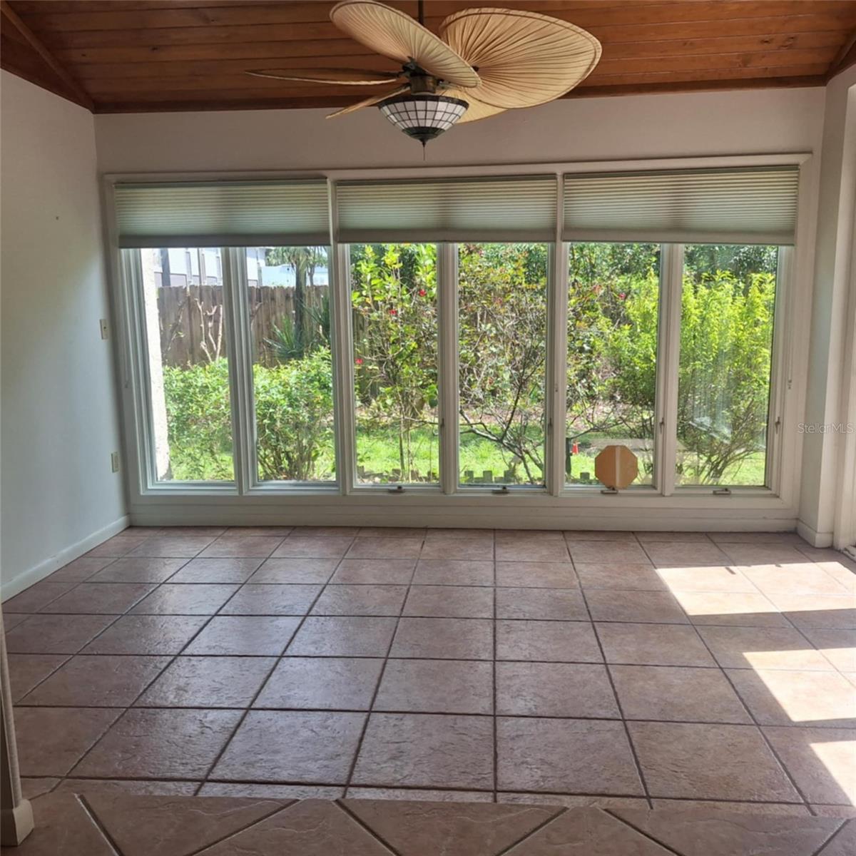 LAKE OF THE WOODS SEC 12 TWNHS - Residential