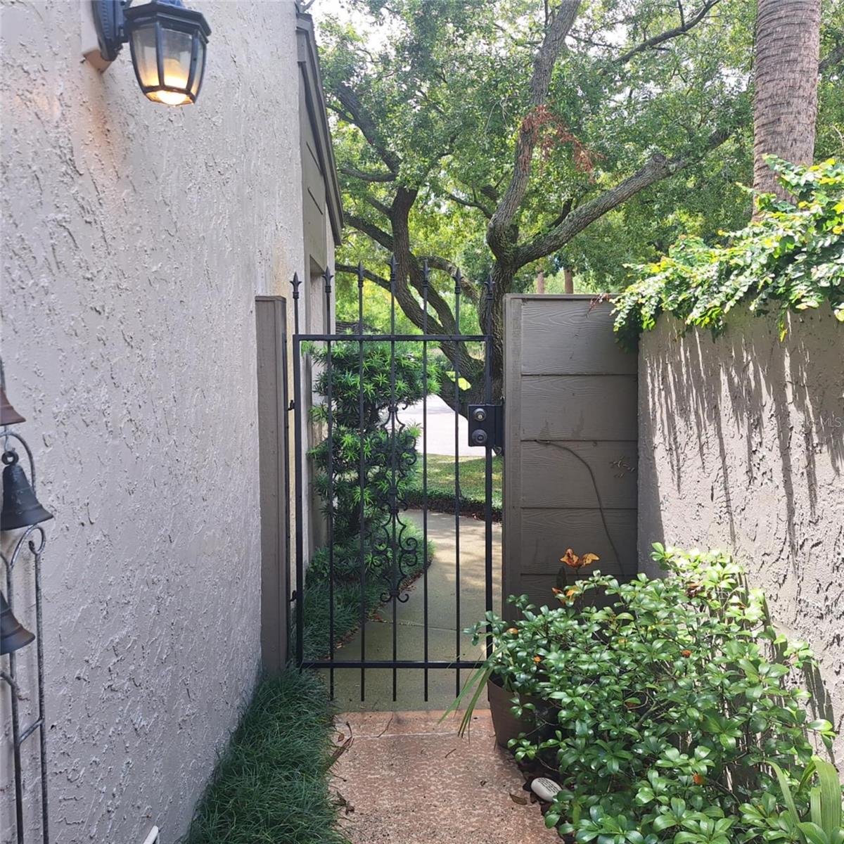 LAKE OF THE WOODS SEC 12 TWNHS - Residential