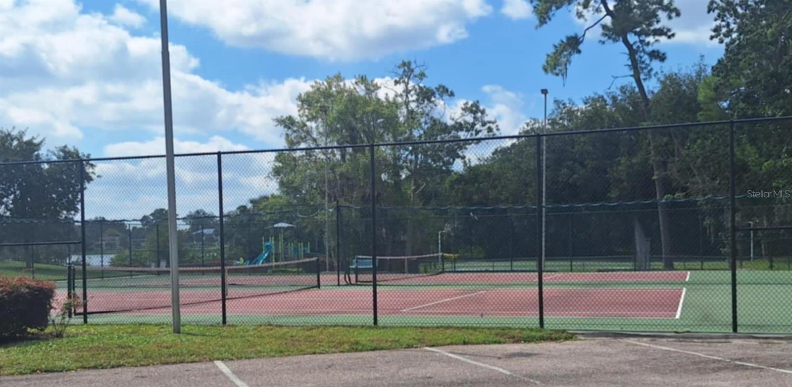 LAKE OF THE WOODS SEC 12 TWNHS - Residential