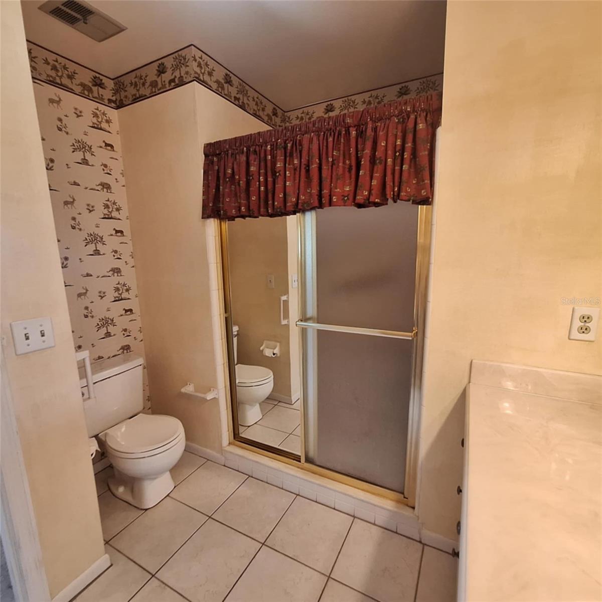 LAKE OF THE WOODS SEC 12 TWNHS - Residential