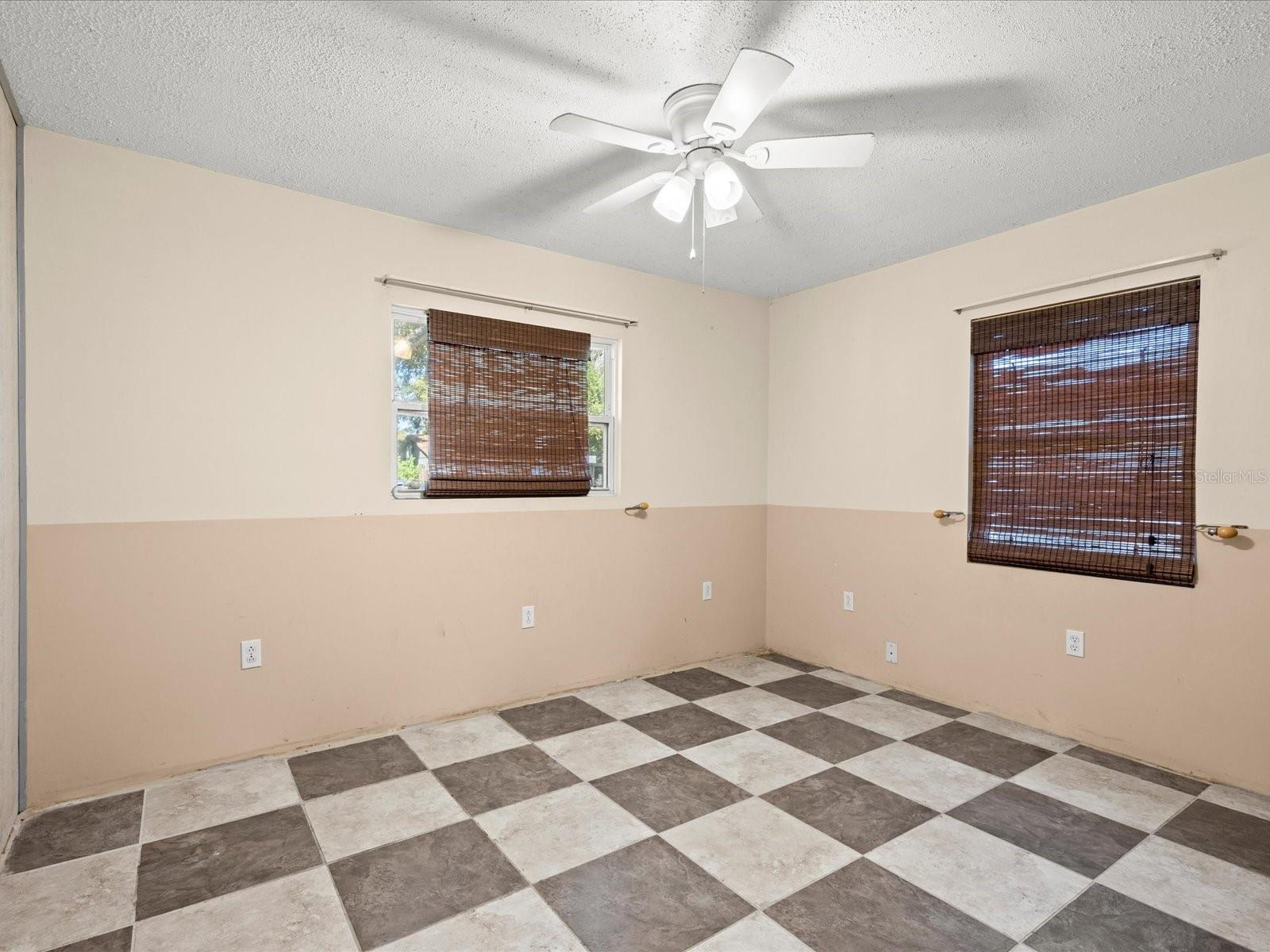 MEADOW LAWN 2ND ADD - Residential