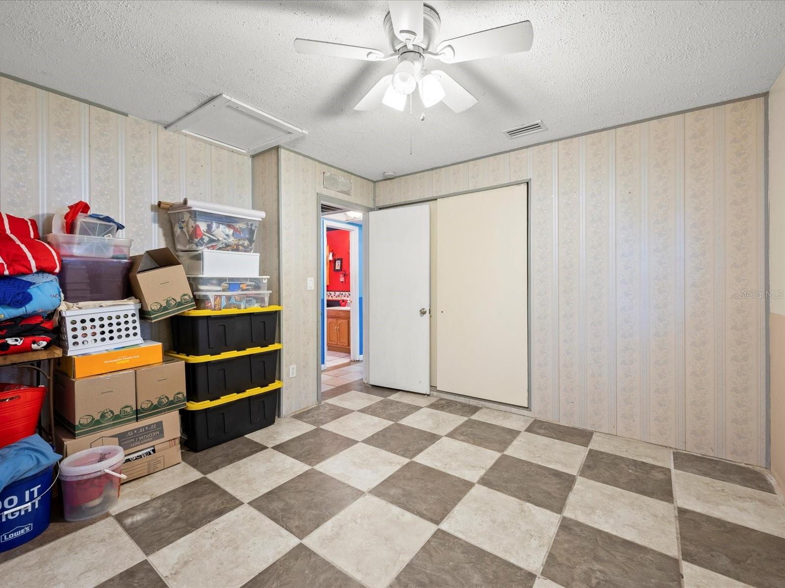 MEADOW LAWN 2ND ADD - Residential