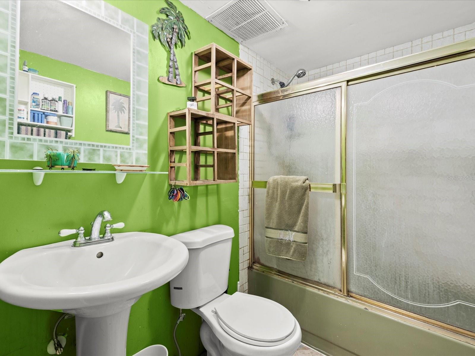 MEADOW LAWN 2ND ADD - Residential