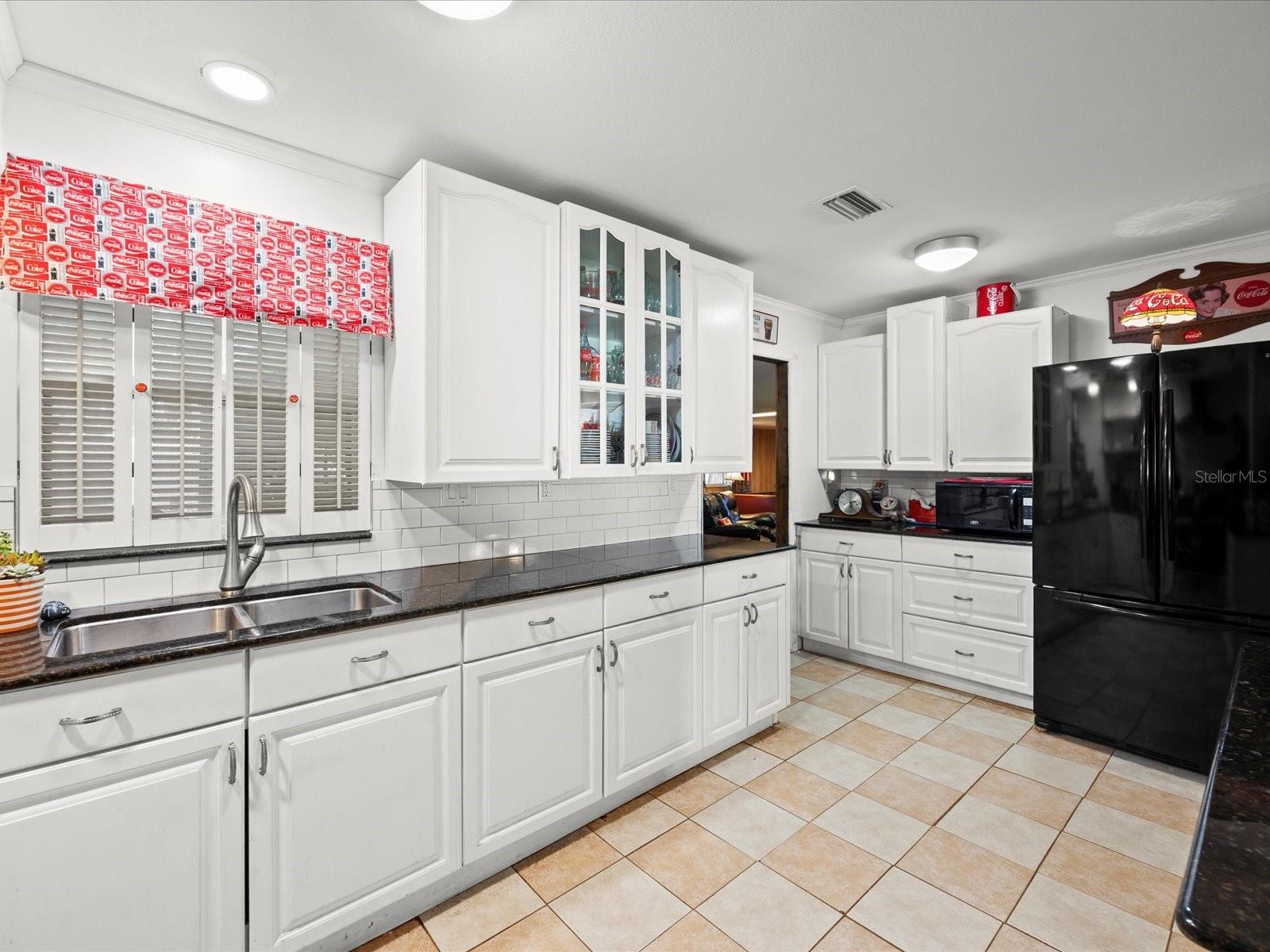 MEADOW LAWN 2ND ADD - Residential