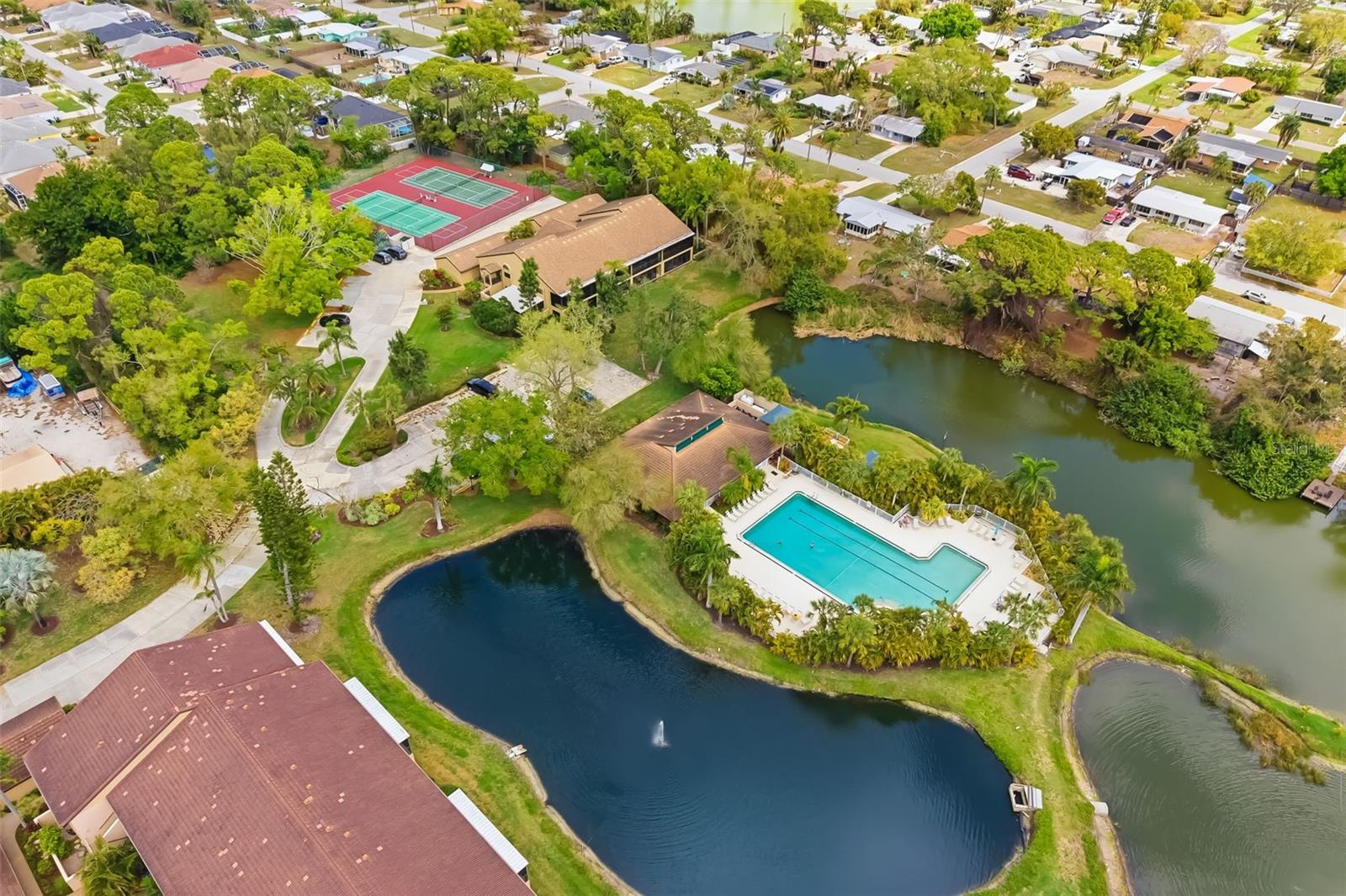 ASHTON LAKES 8 - Residential