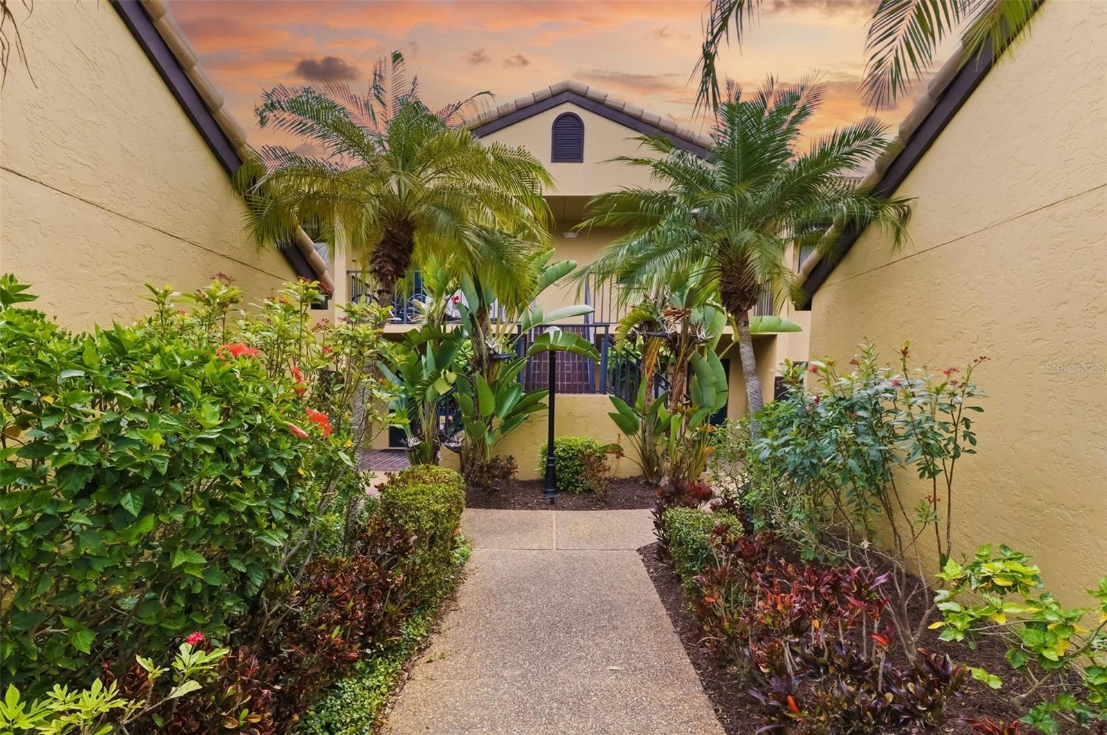 ASHTON LAKES 8 - Residential