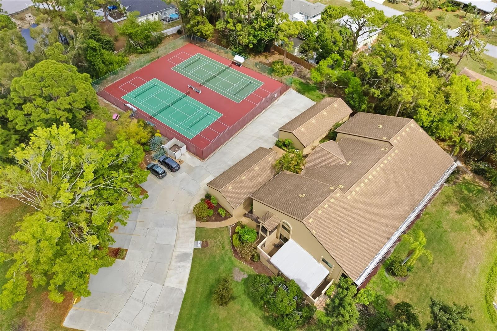 ASHTON LAKES 8 - Residential