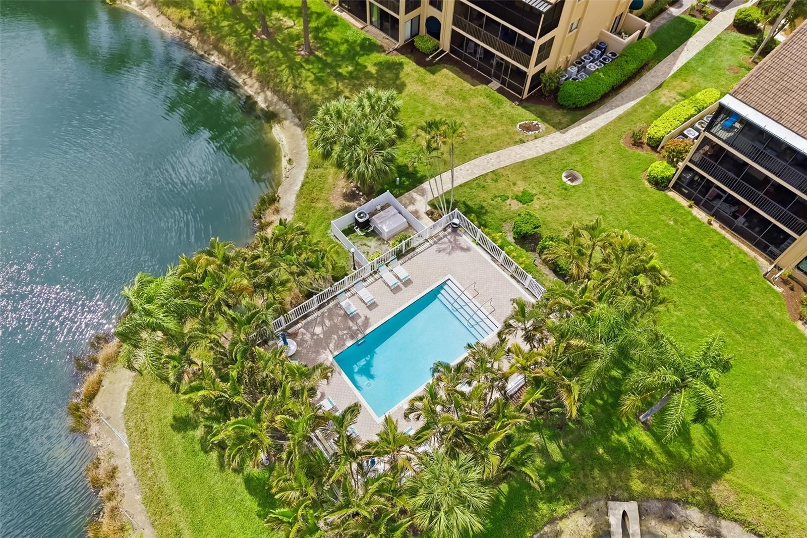 ASHTON LAKES 8 - Residential