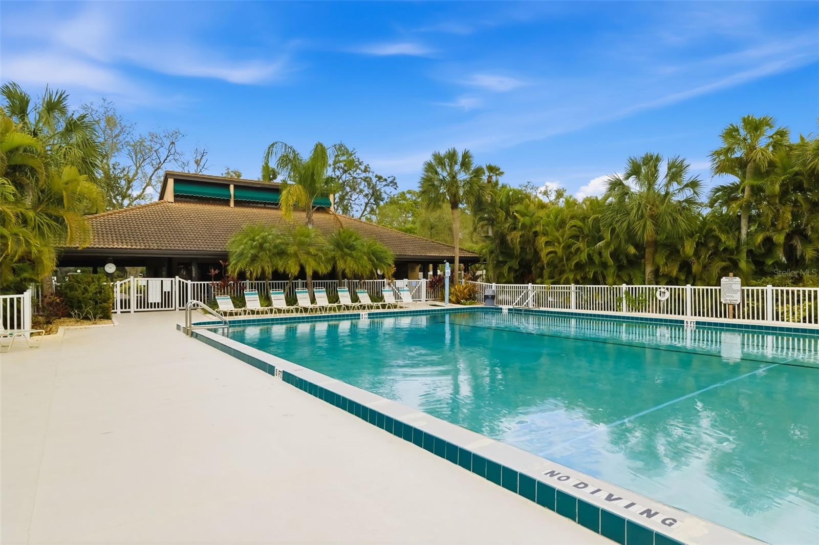 ASHTON LAKES 8 - Residential