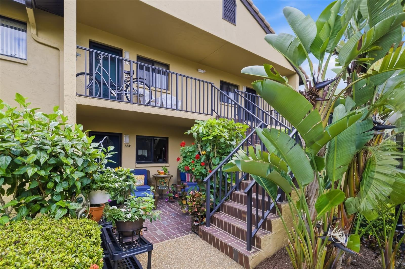 ASHTON LAKES 8 - Residential