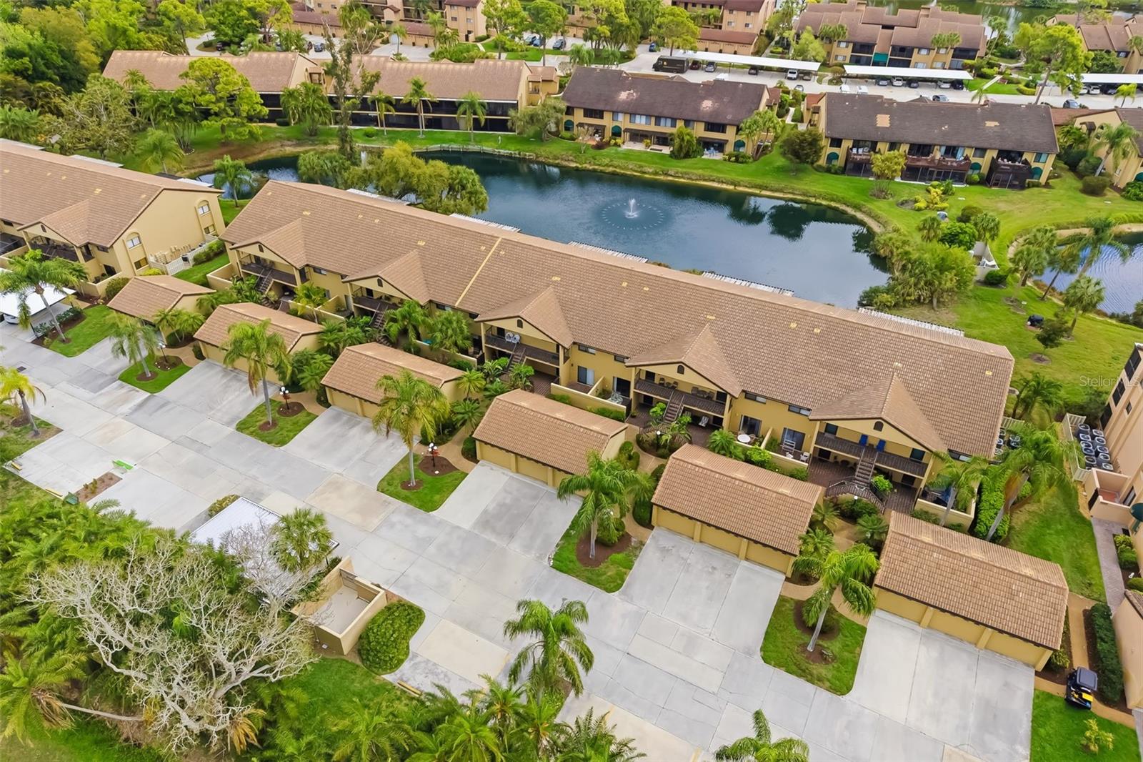 ASHTON LAKES 8 - Residential