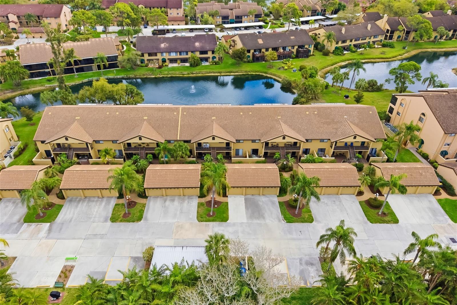 ASHTON LAKES 8 - Residential