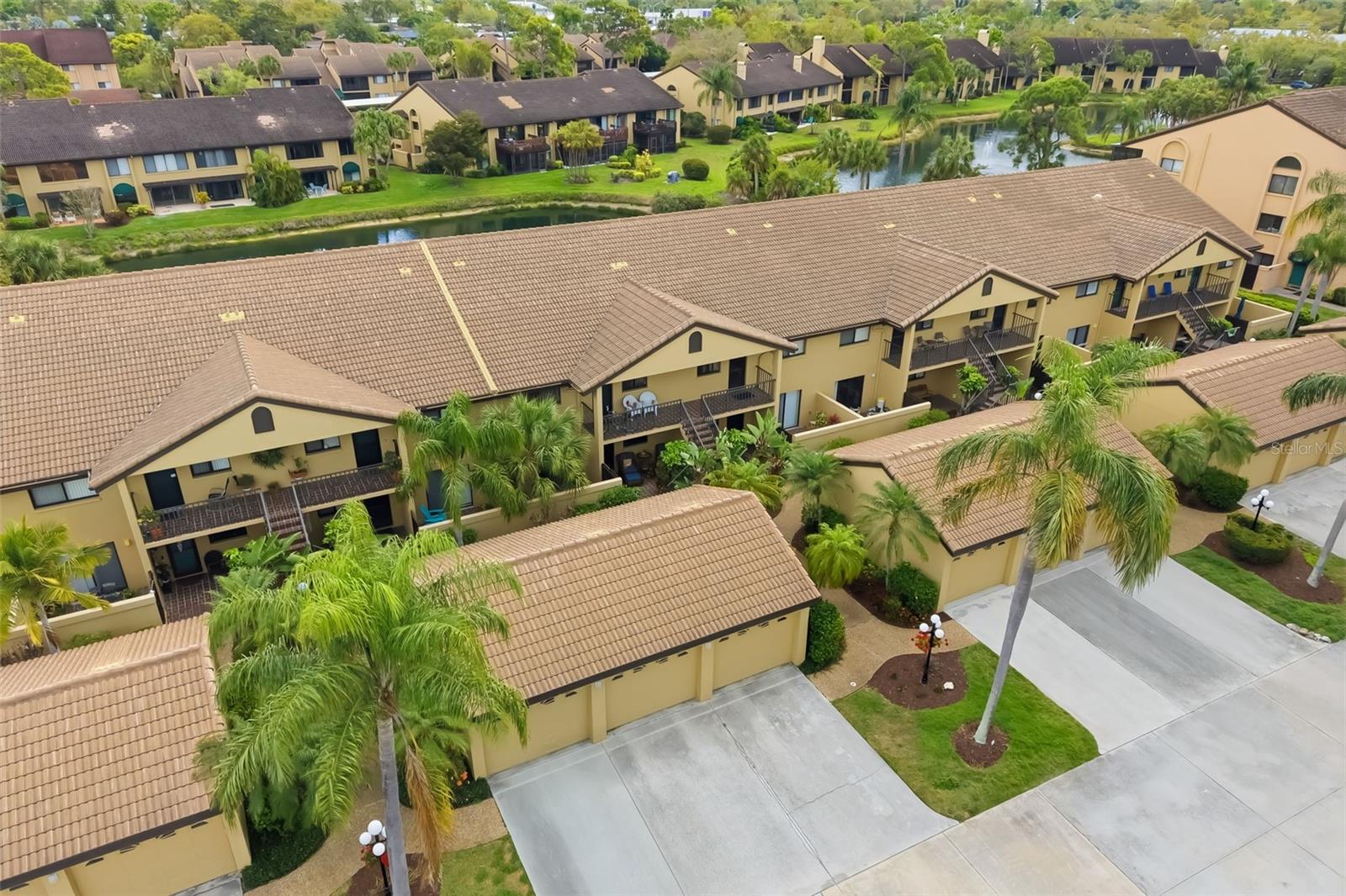 ASHTON LAKES 8 - Residential