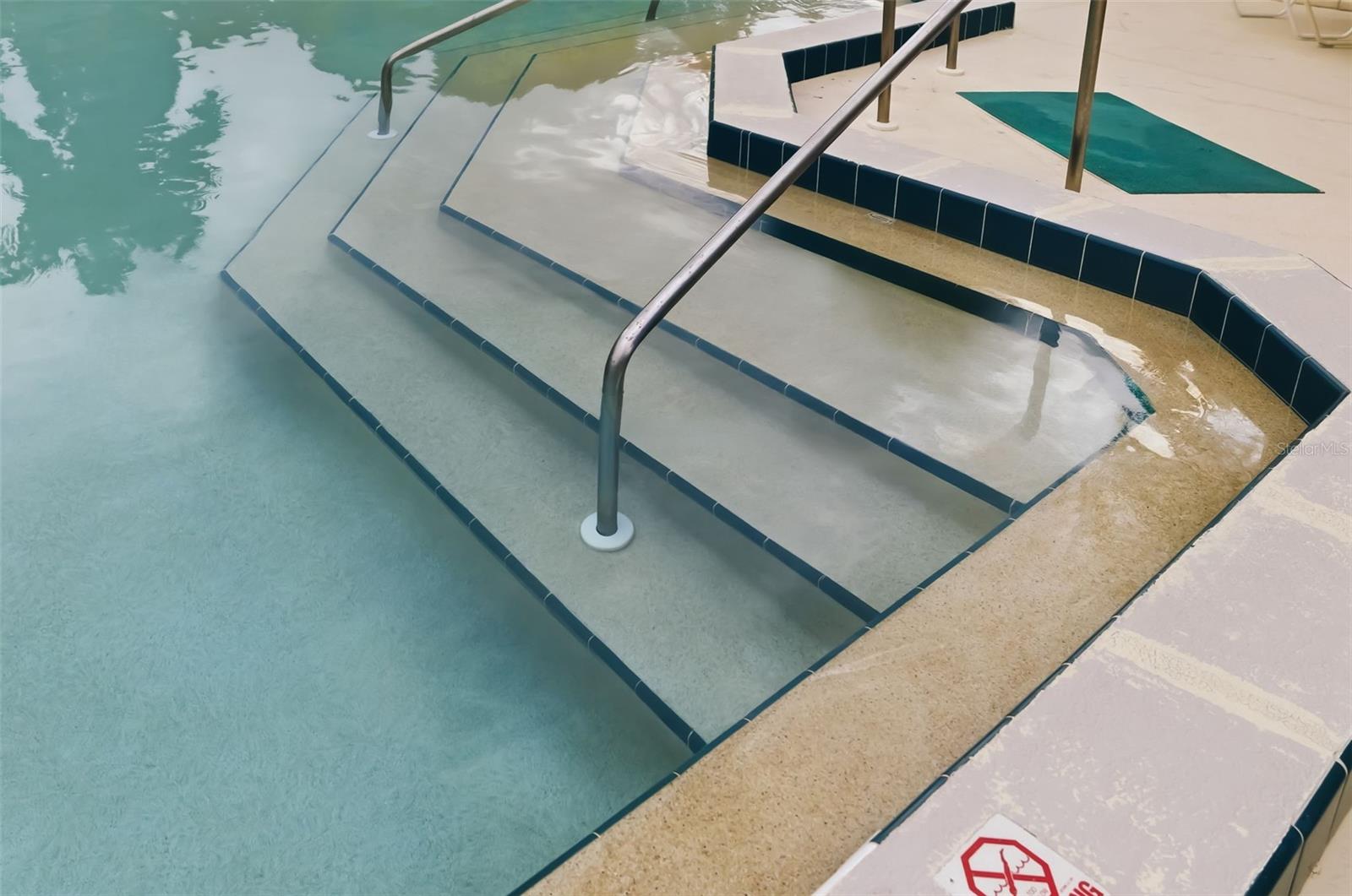 ASHTON LAKES 8 - Residential