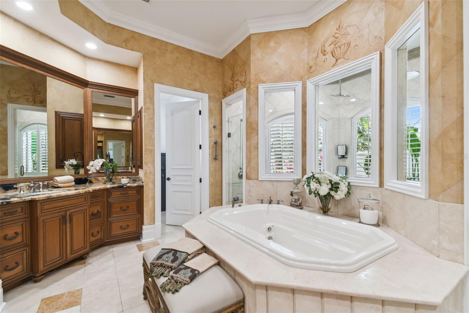 AVILA CLUBHOUSE VILLAS PH 4 - Residential