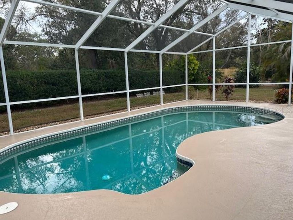 Photo of 4631 Meadowview Circle, Sarasota, FL 34233 (MLS # A4683566)