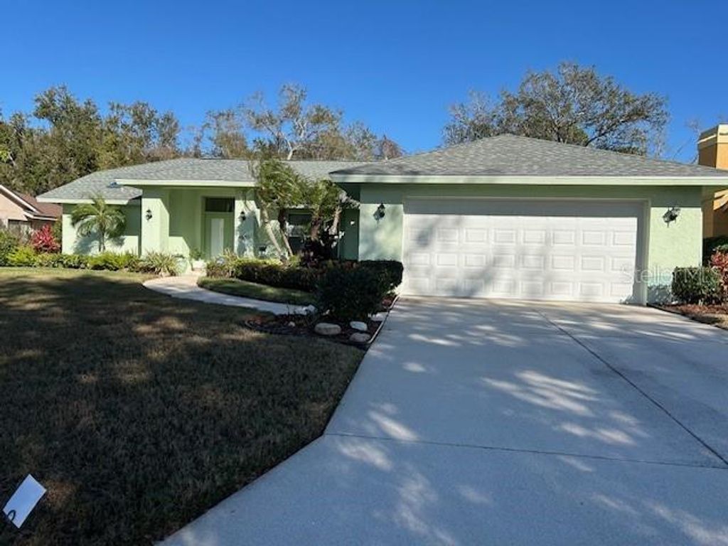 Photo of 4631 Meadowview Circle, Sarasota, FL 34233 (MLS # A4683566)