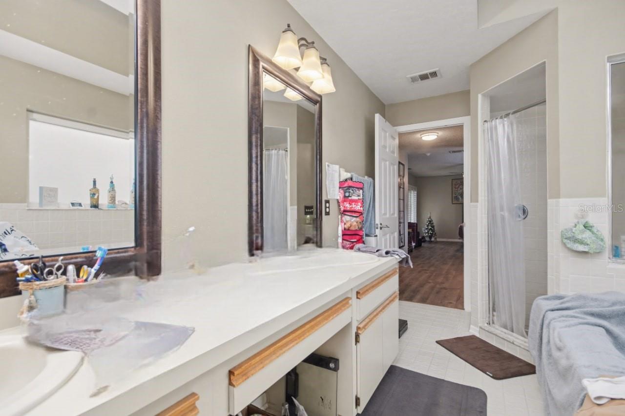 HUNTERS CREEK TR 145 PH 03 - Residential