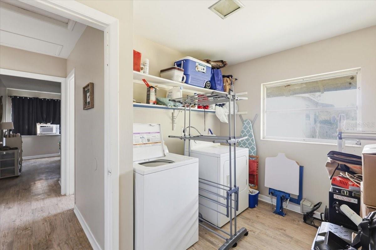 CENTRAL PARK ADD - Residential Income