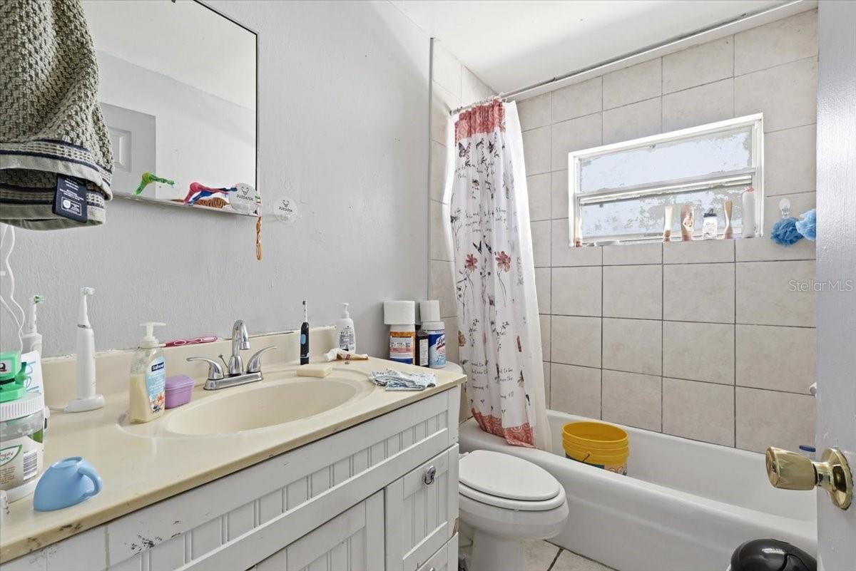 CENTRAL PARK ADD - Residential Income