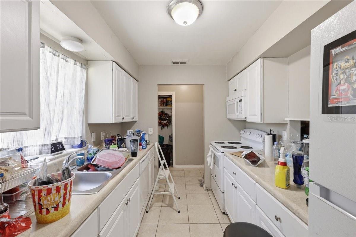 CENTRAL PARK ADD - Residential Income