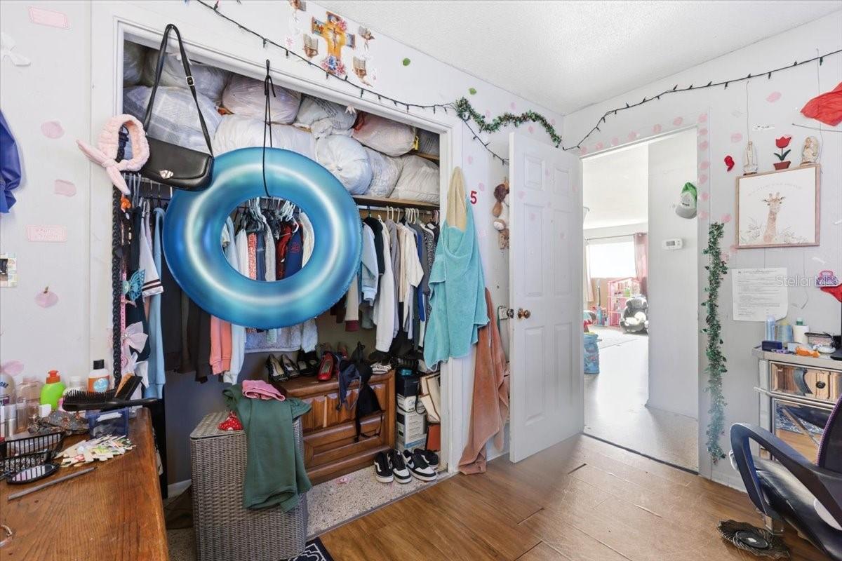 CENTRAL PARK ADD - Residential Income