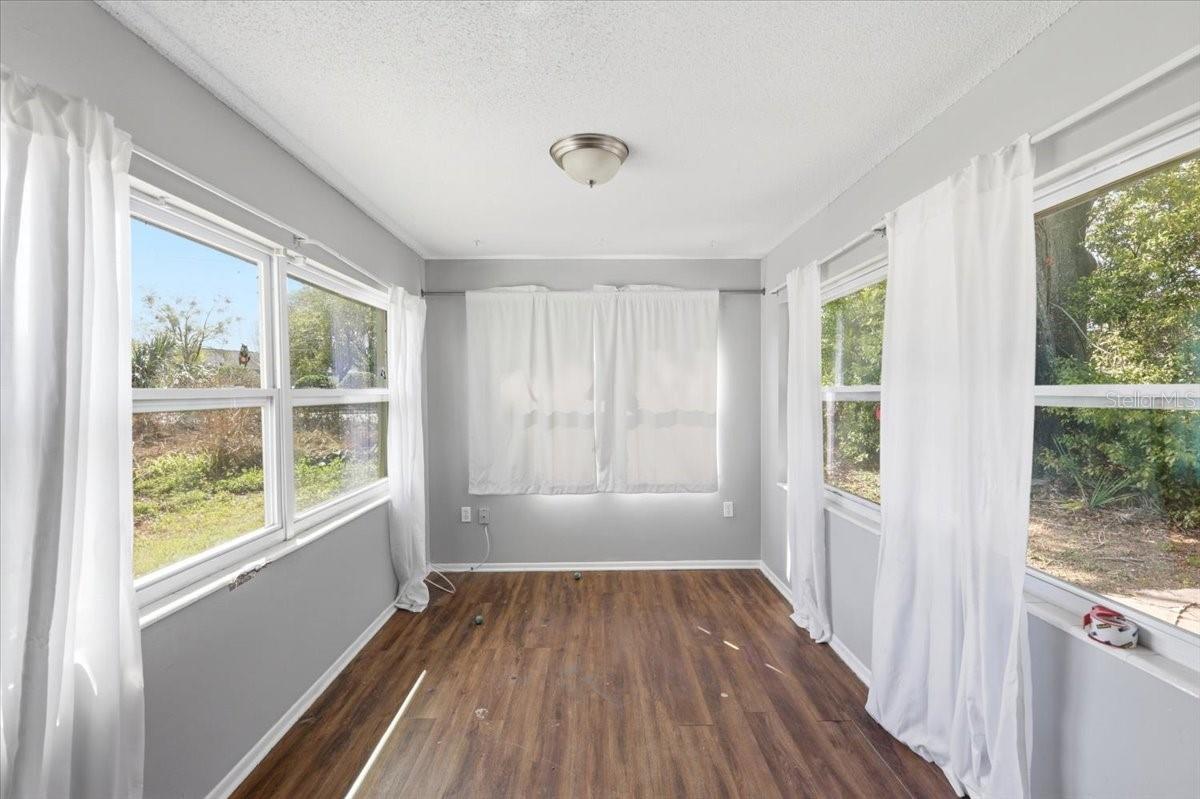 CENTRAL PARK ADD - Residential Income