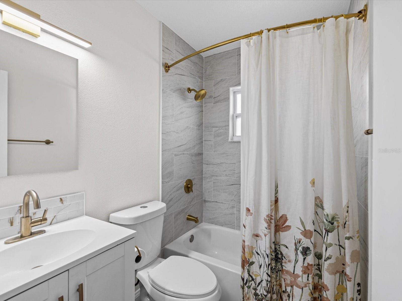 SKYVIEW TERRACE 2ND ADD - Residential